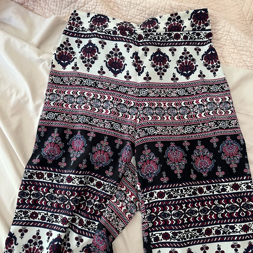 Wide leg patterned palazzo pants